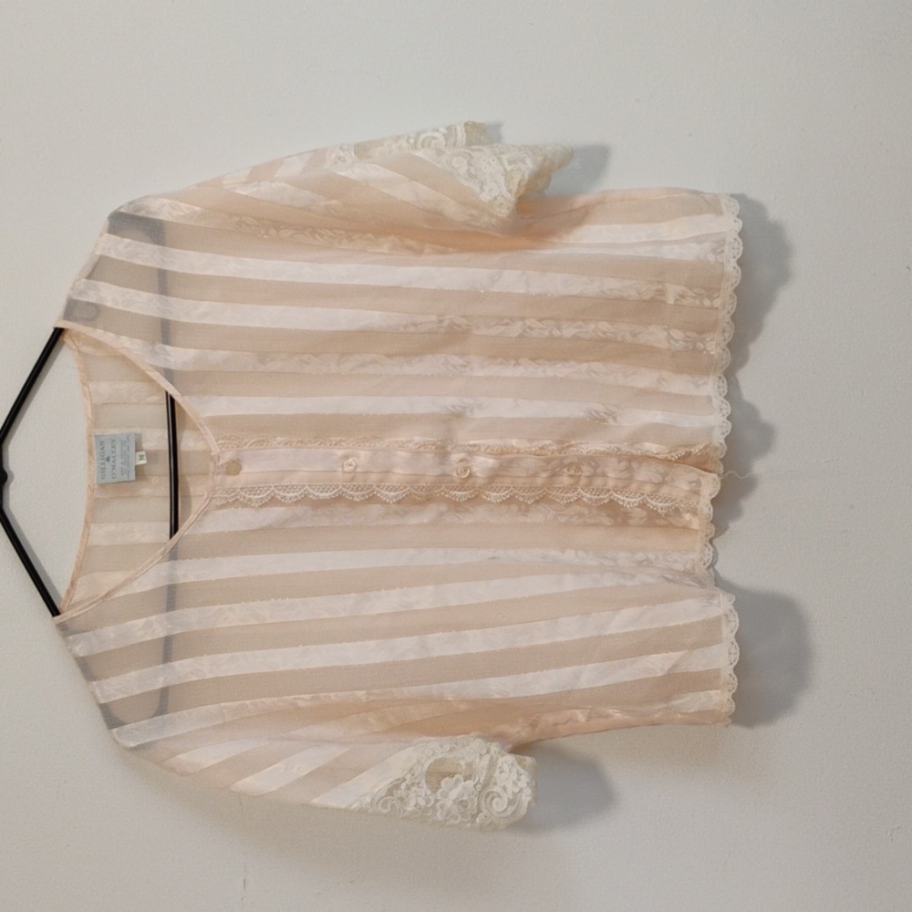 Gilligan & O'Malley | Vintage Off-White Sheer Lace Blouse | Women's M